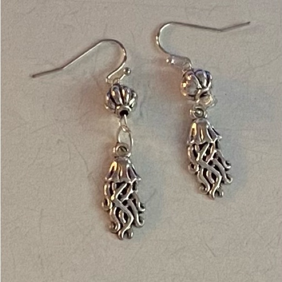 NEW!! Jellyfish earrings NEW!!! - Picture 1 of 1